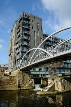 The bridge and lock at the entrance to the Limehouse Basin